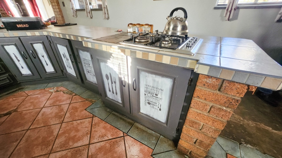 3 Bedroom Property for Sale in La Hoff North West
